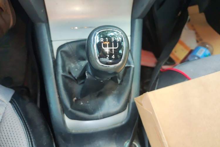 Used Skoda Octavia 2015 Classic Model 1.6L Manual Eado Version Gear Lever
