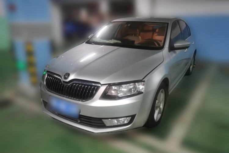 Used Skoda Octavia 2015 1.6L Automatic Yijie Edition Guazi used car, China used car export, Used car for sale, Used cars, Cheapest cars for sale