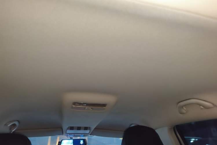 Used Skoda Octavia 2015 Classic Model 1.6L Manual Eado Version Headliner