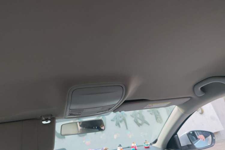 Used Skoda Octavia 2015 1.6L Automatic Yijie Edition Headliner
