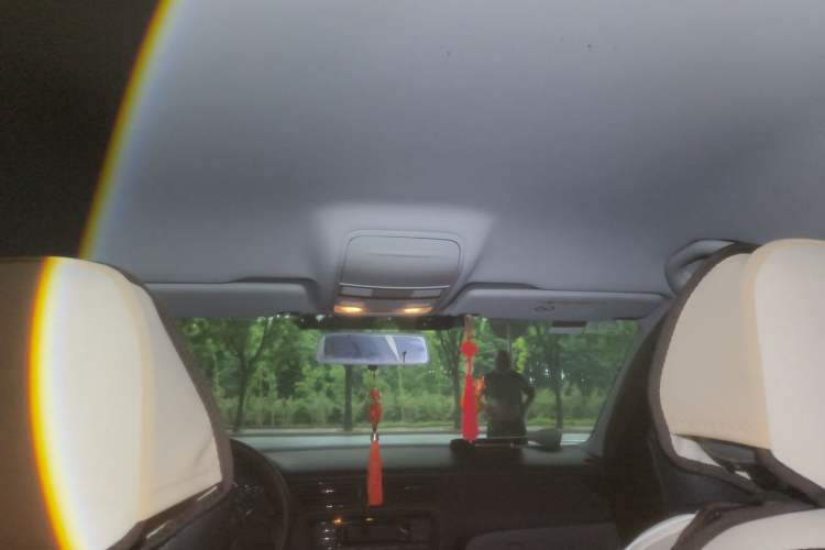 Used Skoda Octavia 2015 1.6L Automatic Yijie Edition Headliner