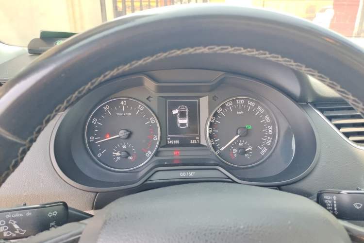 Used Skoda Octavia 2015 1.4TSI DSG Yijun Edition Instrument Cluster
