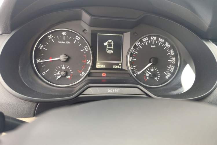 Used Skoda Octavia 2015 1.6L Automatic Yijun Edition Instrument Cluster