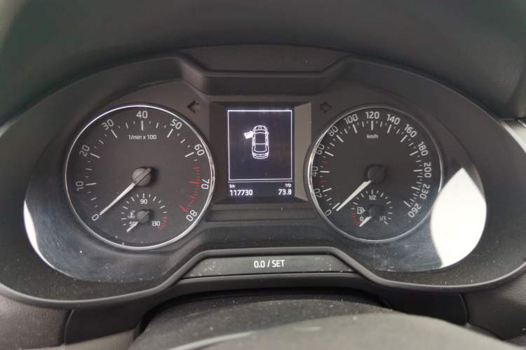 Used Skoda Octavia 2015 1.4TSI DSG Yijun Edition Instrument Cluster