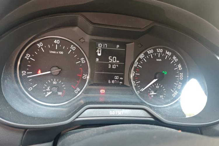Used Skoda Octavia 2015 1.6L Automatic Eado Edition Instrument Cluster
