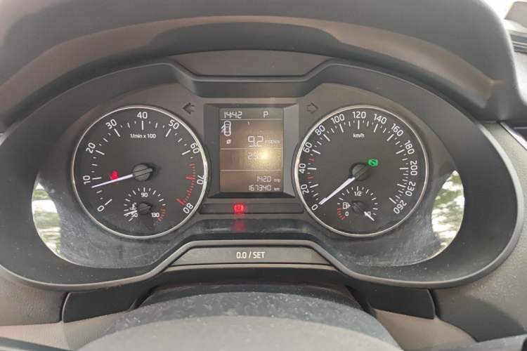 Used Skoda Octavia 2015 1.6L Automatic Yijie Edition Instrument Cluster