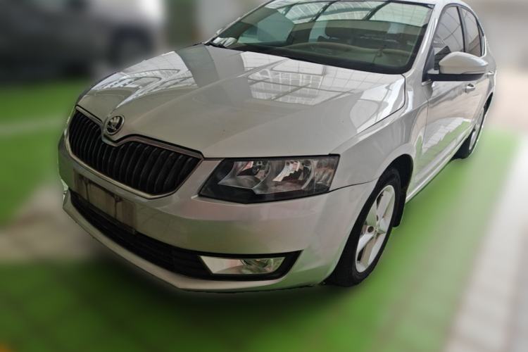 Used Skoda Octavia 2015 1.6L Automatic Yijie Edition Guazi used car, China used car export, Used car for sale, Used  cars, Cheapest cars for sale