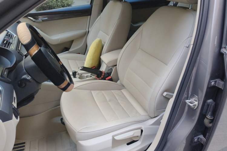 Used Skoda Octavia 2015 1.4TSI DSG Yijun Edition Left Front Seat