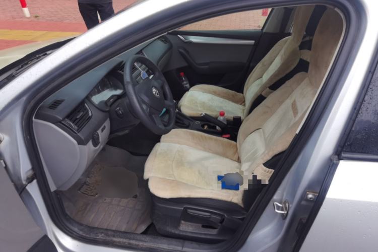 Used Skoda Octavia 2015 1.6L Automatic Eado Edition Left Front Seat