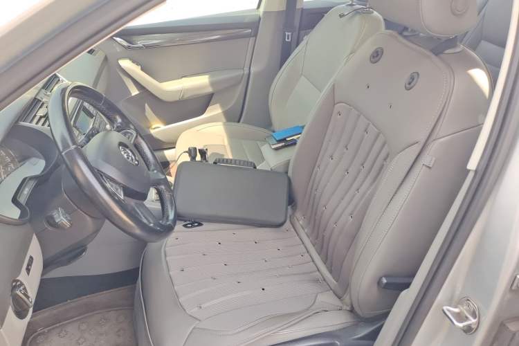Used Skoda Octavia 2015 1.4TSI DSG Yijun Edition Left Front Seat