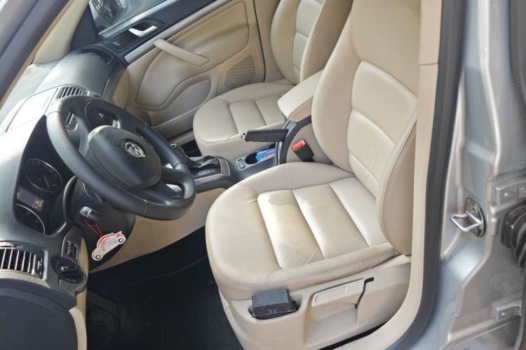 Used Skoda Octavia 2015 Classic Model 1.6L Automatic Yijie Version Left Front Seat