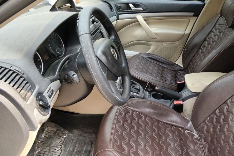 Used Skoda Octavia 2015 Classic Model 1.6L Automatic Yijie Version Left Front Seat