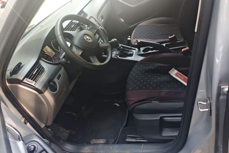 Used Skoda Octavia 2015 1.6L Automatic Eado Edition Left Front Seat