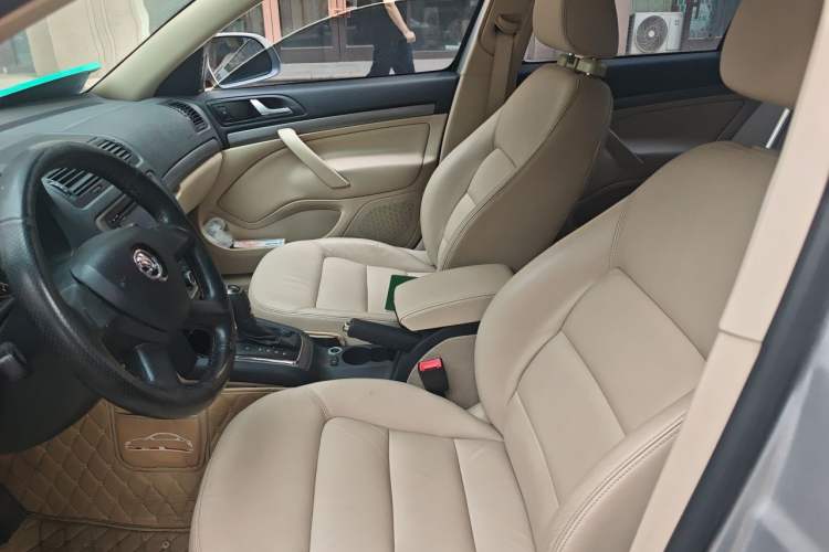 Used Skoda Octavia 2015 Classic Model 1.6L Automatic Yijie Version Left Front Seat