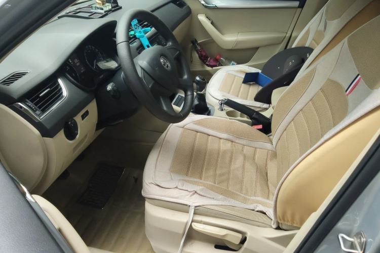 Used Skoda Octavia 2015 1.6L Manual Yijie Edition Left Front Seat