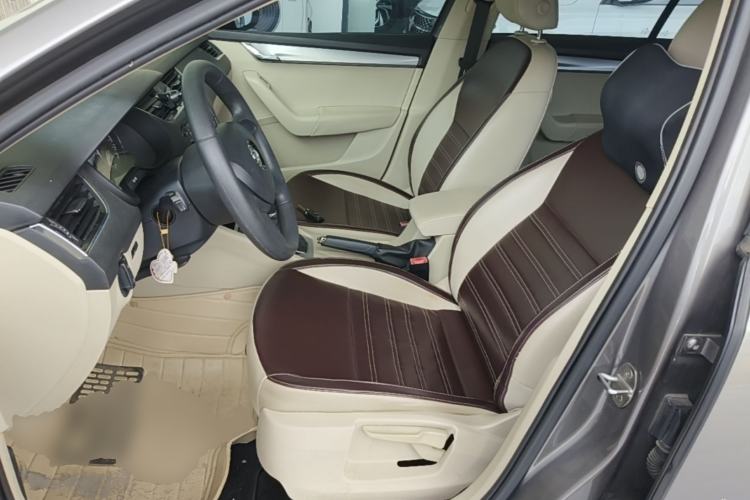 Used Skoda Octavia 2015 1.6L Automatic Yijie Edition Left Front Seat