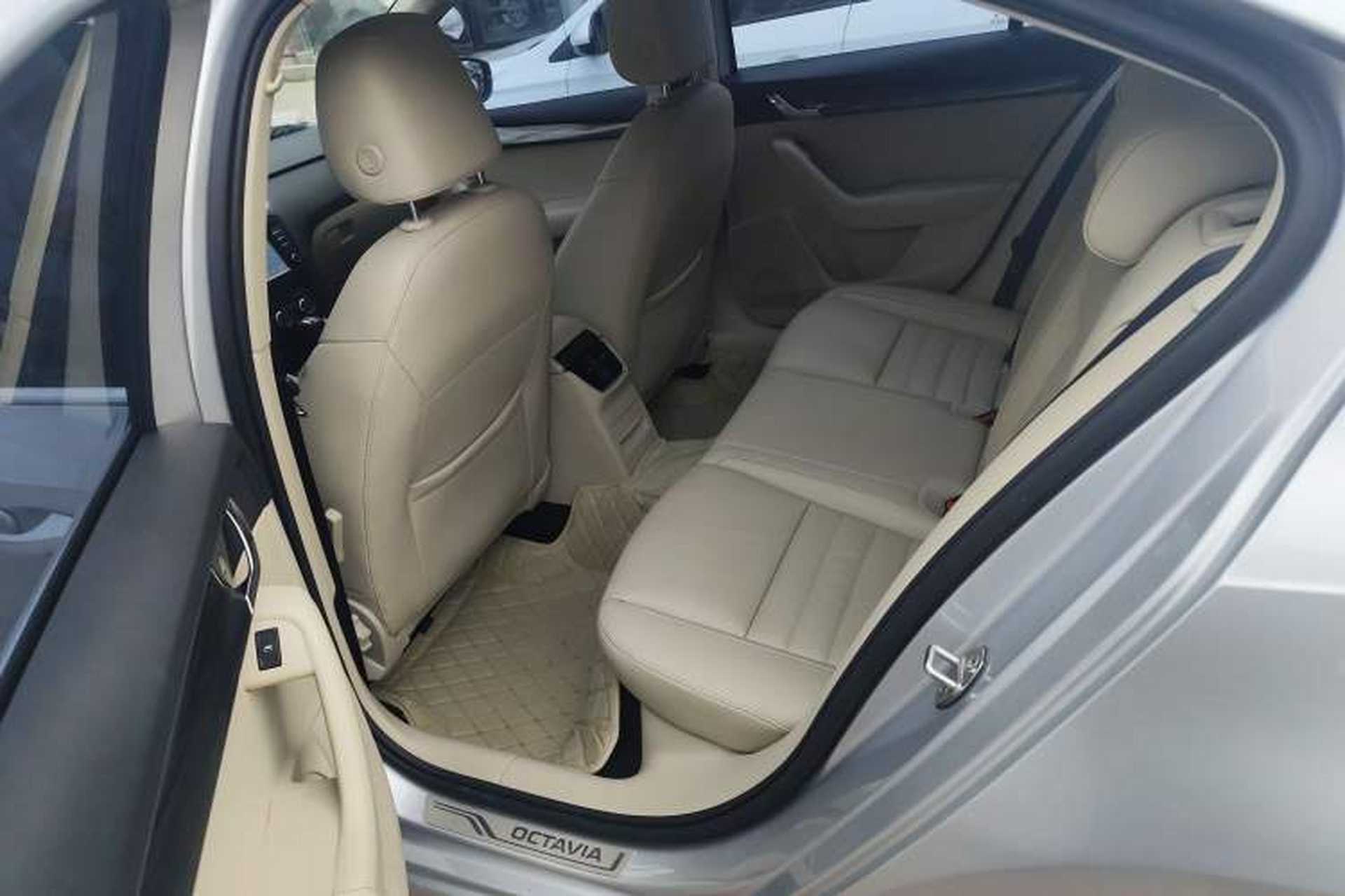Used Skoda Octavia 2015 1.6L Automatic Yijun Edition Left Rear Seat
