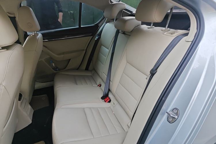 Used Skoda Octavia 2015 1.6L Automatic Yijun Edition Left Rear Seat