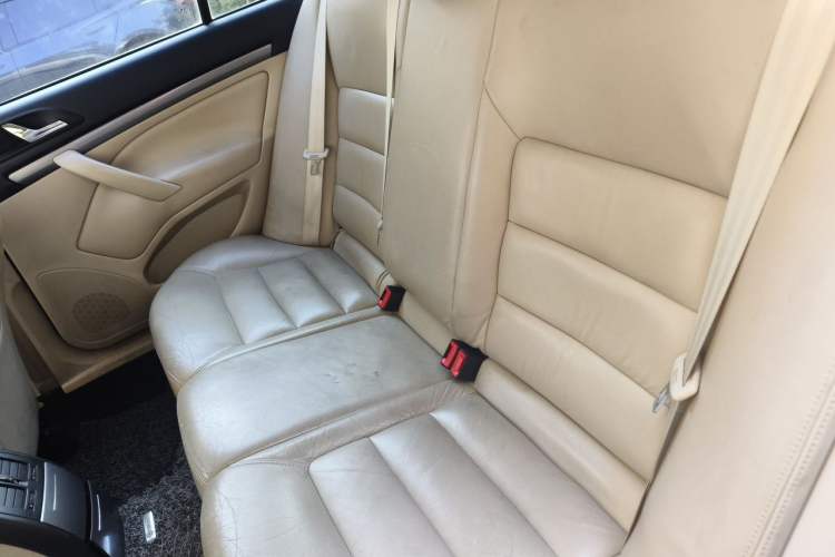 Used Skoda Octavia 2015 Classic Model 1.6L Automatic Yijie Version Left Rear Seat