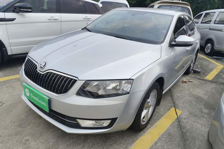 Used Skoda Octavia 2015 1.4TSI DSG Yijun Edition Guazi used car, China used car export, Used car for sale, Used  cars, Cheapest cars for sale
