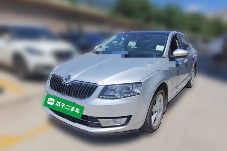 Used Skoda Octavia 2015 1.6L Automatic Yijun Edition Guazi used car, China used car export, Used car for sale, Used  cars, Cheapest cars for sale