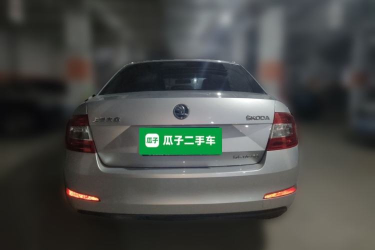 Used Skoda Octavia 2015 1.6L Automatic Yijie Edition Rear