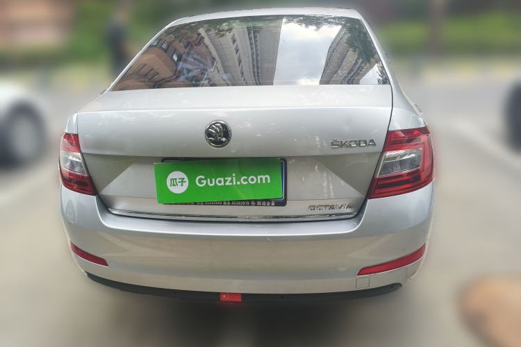 Used Skoda Octavia 2015 1.6L Automatic Yijun Edition Rear