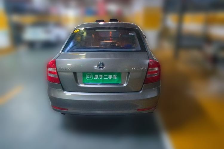 Used Skoda Octavia 2015 Classic Model 1.6L Manual Yijie Edition Rear