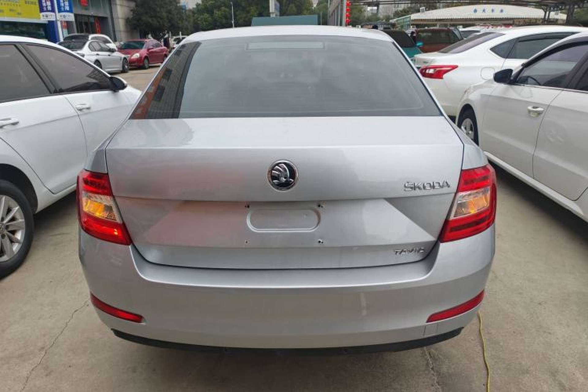 Used Skoda Octavia 2015 1.6L Automatic Yijie Edition Rear