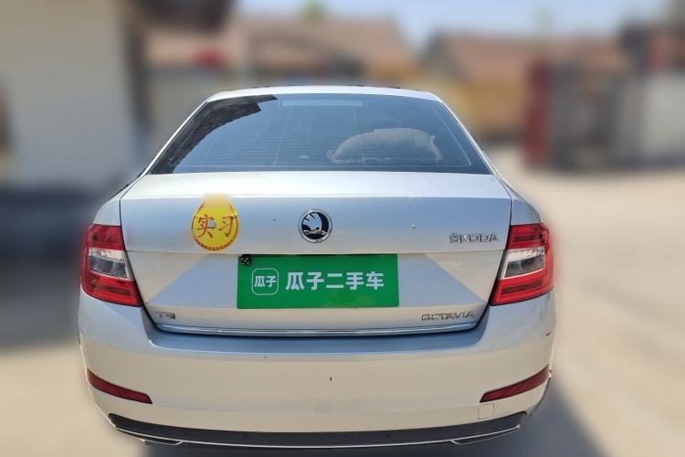 Used Skoda Octavia 2015 1.4TSI DSG Yijun Edition Rear