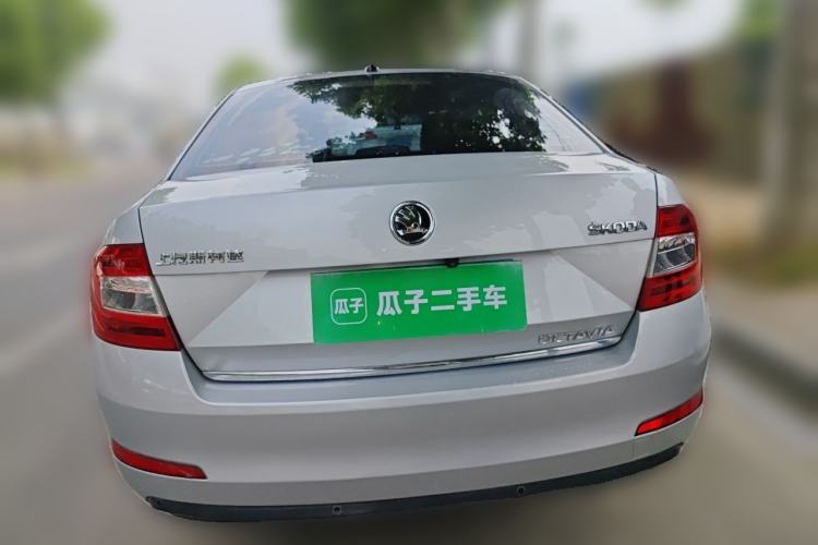 Used Skoda Octavia 2015 1.6L Automatic Yijun Edition Rear