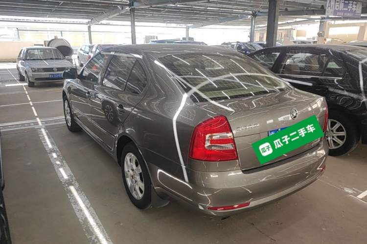 Used Skoda Octavia 2015 Classic Model 1.6L Automatic Yijie Version Rear Left 45 Deg