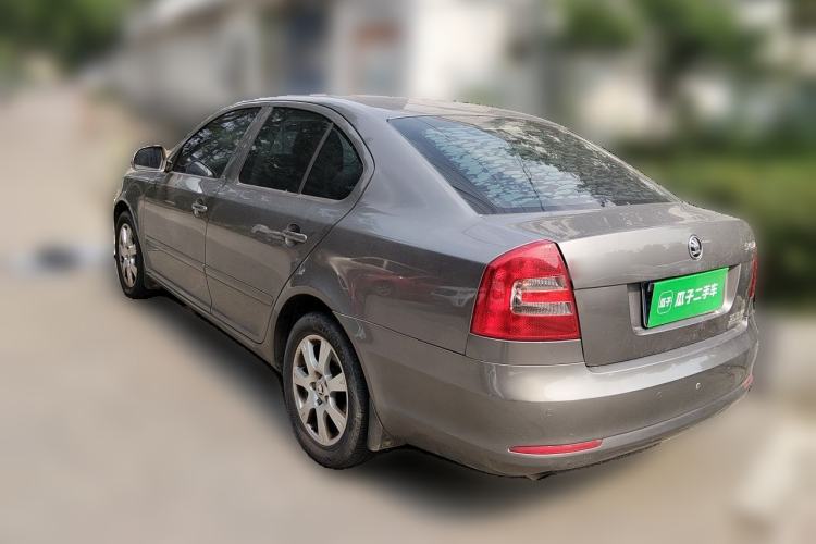 Used Skoda Octavia 2015 Classic Model 1.6L Automatic Yijie Version Rear Left 45 Deg