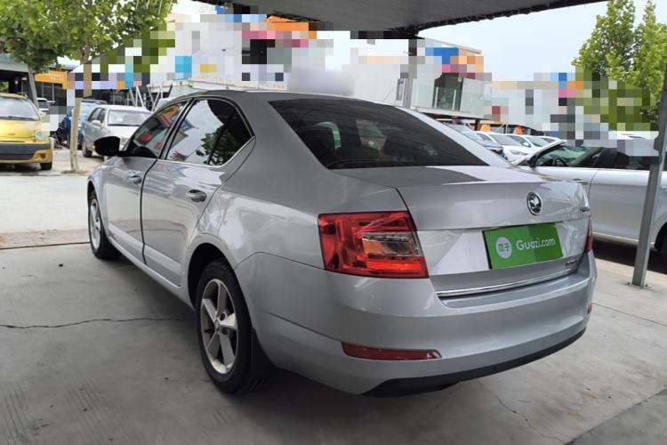 Used Skoda Octavia 2015 1.6L Automatic Yijun Edition Rear Left 45 Deg