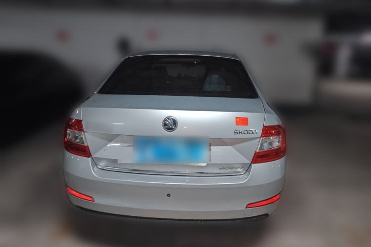 Used Skoda Octavia 2015 1.6L Automatic Yijun Edition Rear