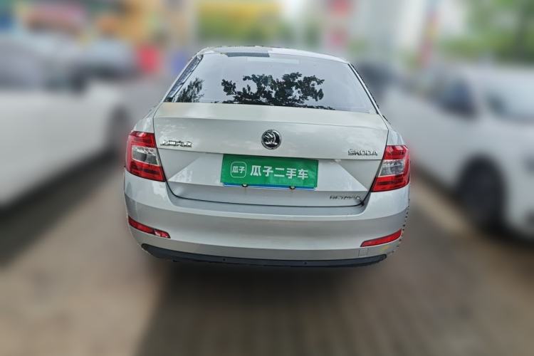 Used Skoda Octavia 2015 1.6L Automatic Yijie Edition Rear