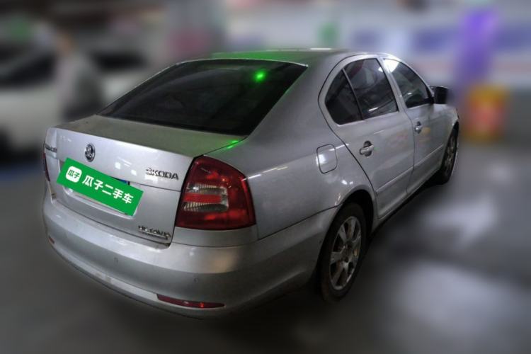 Used Skoda Octavia 2015 Classic Model 1.6L Automatic Yijie Version Rear Right 45 Deg