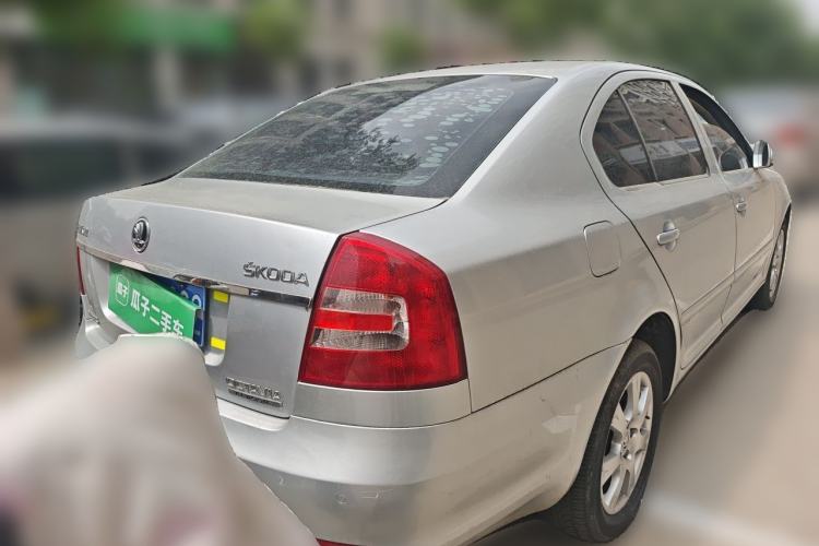 Used Skoda Octavia 2015 Classic Model 1.6L Automatic Yijie Version Rear Right 45 Deg