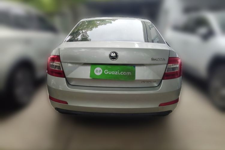 Used Skoda Octavia 2015 1.6L Manual Yijie Edition Rear