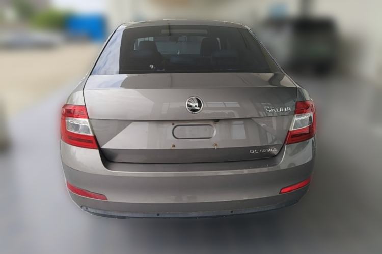 Used Skoda Octavia 2015 1.6L Automatic Yijie Edition Rear
