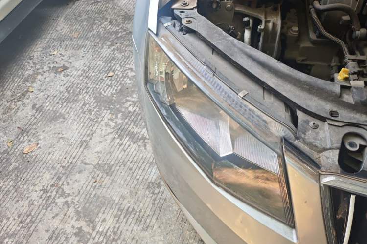 Used Skoda Octavia 2015 1.6L Automatic Eado Edition Right Front Headlight
