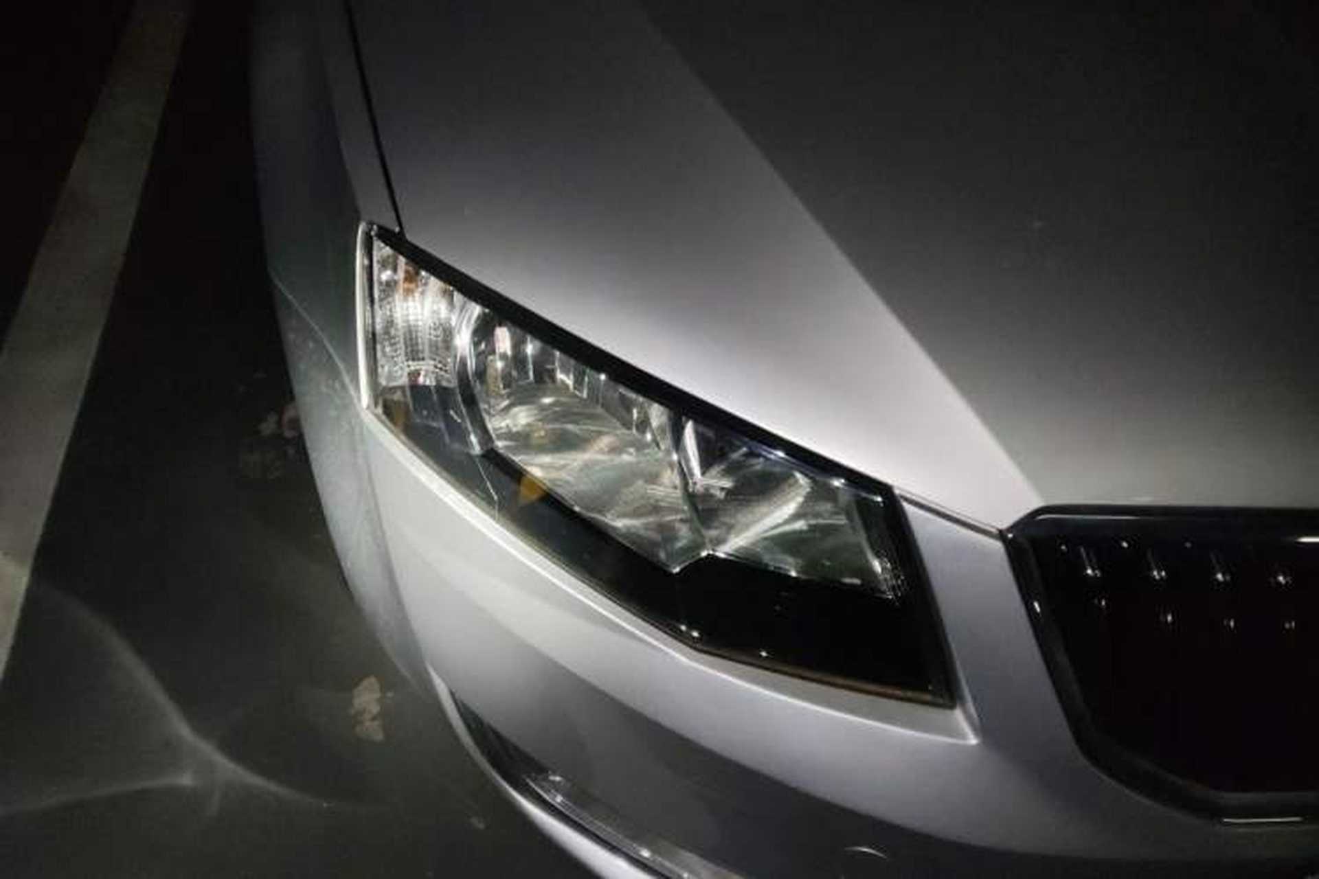 Used Skoda Octavia 2015 1.6L Automatic Yijun Edition Right Front Headlight