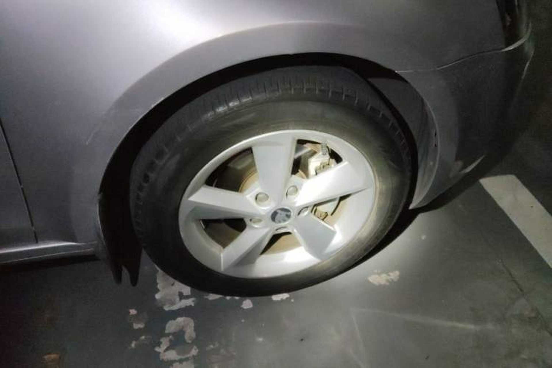 Used Skoda Octavia 2015 1.6L Automatic Yijun Edition Right Front Wheel Hub