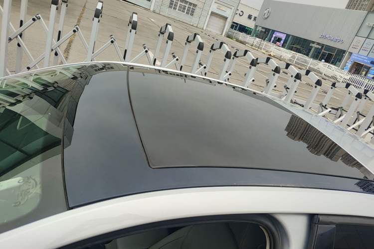 Used Skoda Octavia 2015 1.6L Automatic Yijun Edition Roof