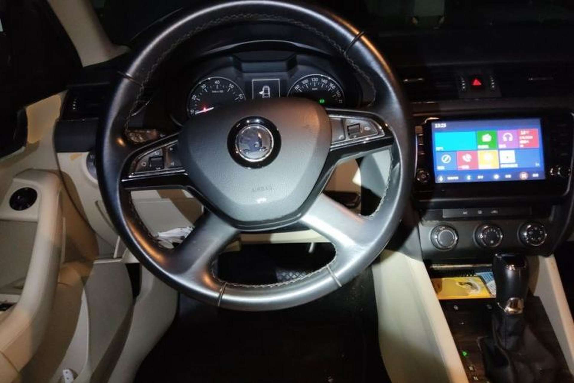 Used Skoda Octavia 2015 1.6L Automatic Yijun Edition Steering Wheel
