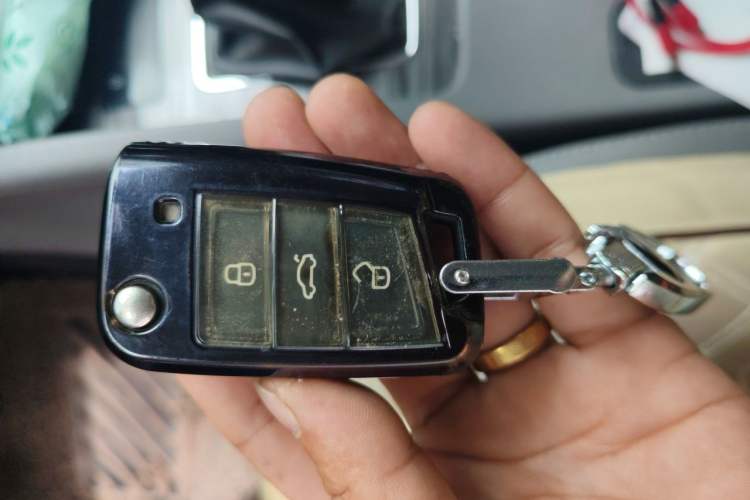 Used Skoda Octavia 2015 1.6L Manual Yijie Edition Vehicle Key