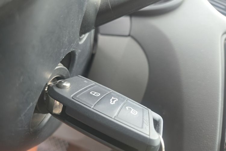 Used Skoda Octavia 2015 1.6L Automatic Yijie Edition Vehicle Key