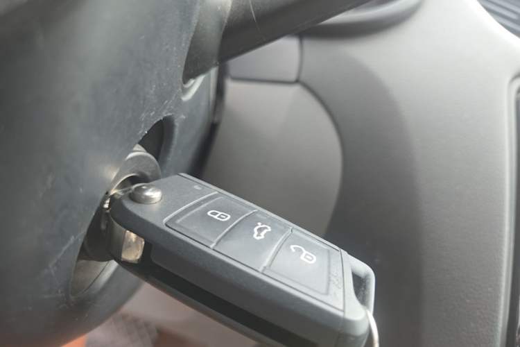 Used Skoda Octavia 2015 1.6L Automatic Yijie Edition Vehicle Key