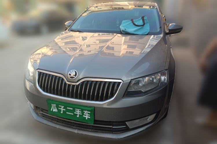 Ojetý Skoda Octavia 2015 1.4TSI DSG Yijun Edition Guazi used car, China used car export, Used car for sale, Used  cars, Cheapest cars for sale