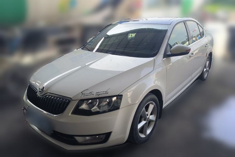 Used Skoda Octavia 2015 1.6L Automatic Yijun Edition Guazi used car, China used car export, Used car for sale, Used  cars, Cheapest cars for sale